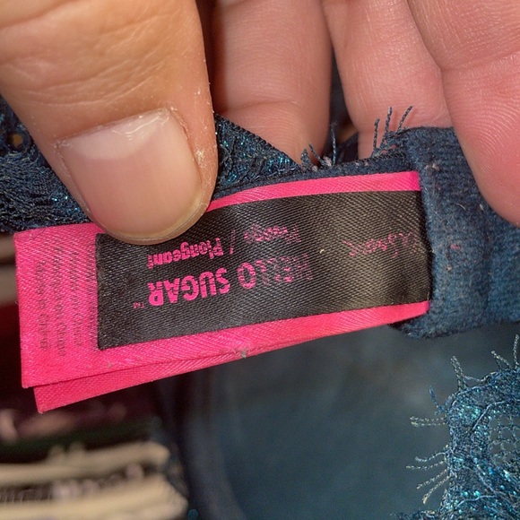 La Senza Hello Sugar 32A fancy glitter green bra good used condition with lace - Picture 5 of 6